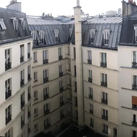 Apartment 2 Pieces Sous Les Toits 6 Personnes Calme Lumineux Equipe